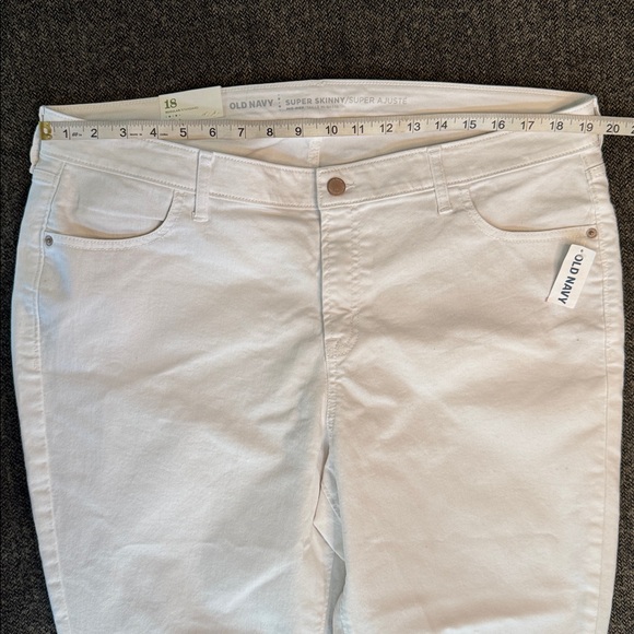 NWT Old Navy Women's White Super Skinny Jeans Mid Rise sz 18 Regular Stretch - Picture 5 of 11